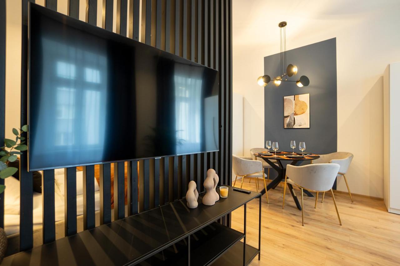 2-Rooms Apartment 10 Min Away From City Center Вена Экстерьер фото